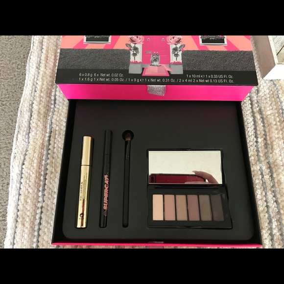 NWT Soap and Glory Makeup set. - Picture 5 of 6